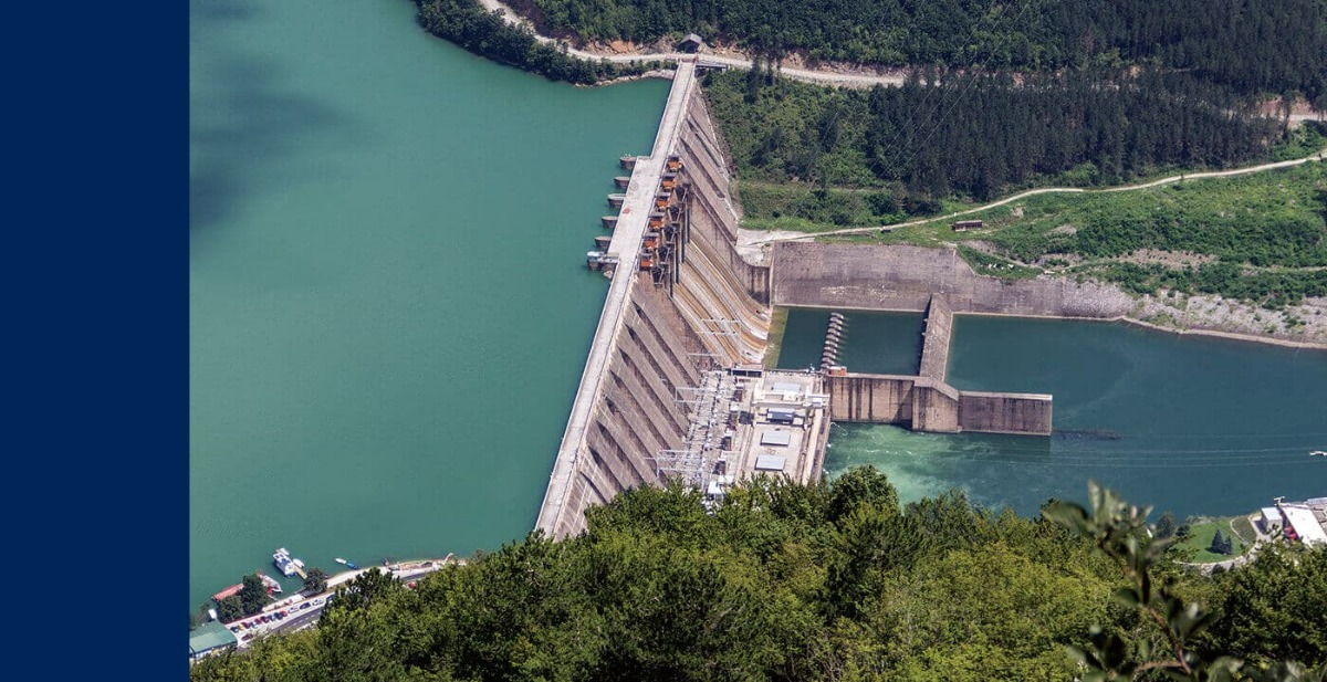 Underwater drone (ROV) that can be used for periodic inspections of dams